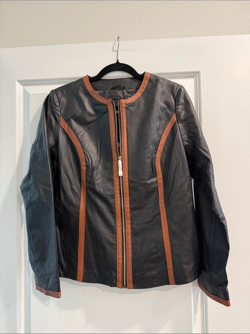 NWT Iman Women's Black Leather Jacket with Brown Trim - Classic Zip Front